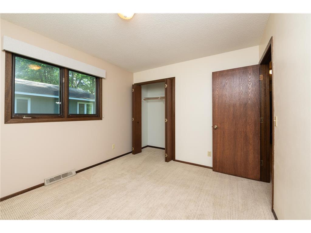 2705 Larch Lane N Plymouth MN 55441 7091079 image10