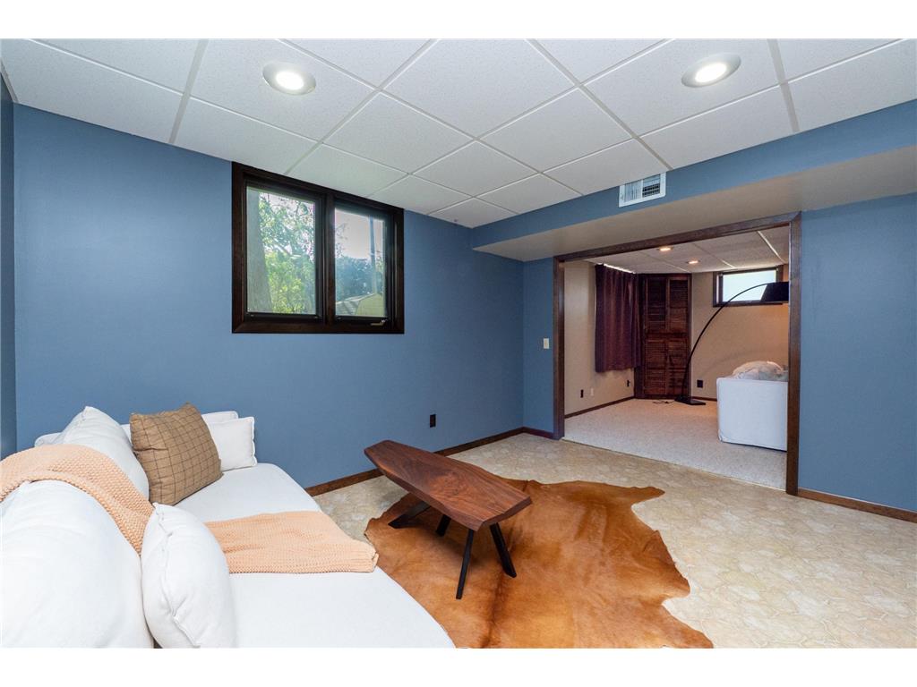 2705 Larch Lane N Plymouth MN 55441 7091079 image24