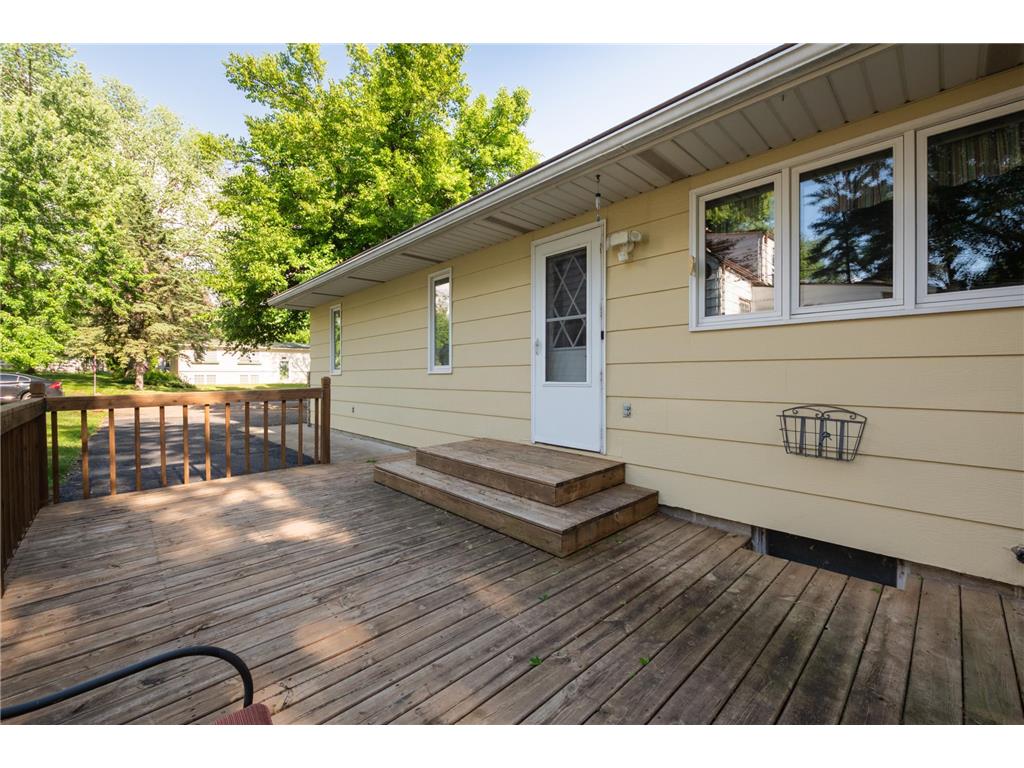 2705 Larch Lane N Plymouth MN 55441 7091079 image29