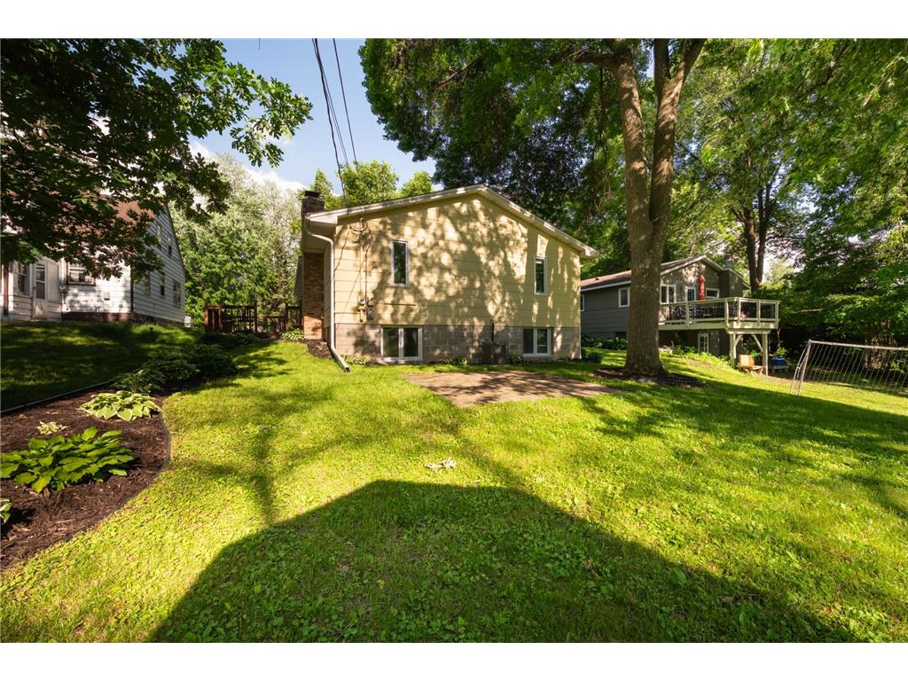 2705 Larch Lane N Plymouth MN 55441 7091079 image30