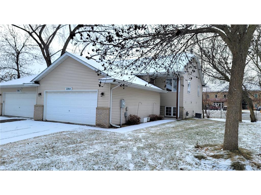 2705 Parkhaven Court N Brooklyn Park MN 55444 6653361 image1