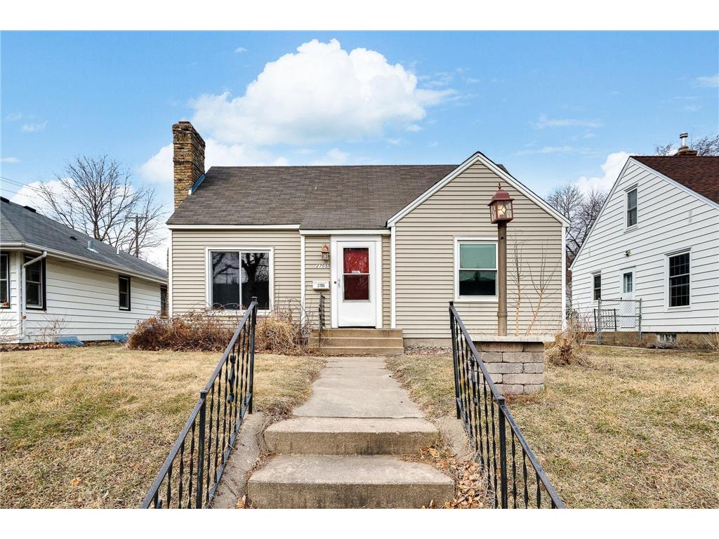 2705 York Avenue N Robbinsdale MN 55422 6506774 image1