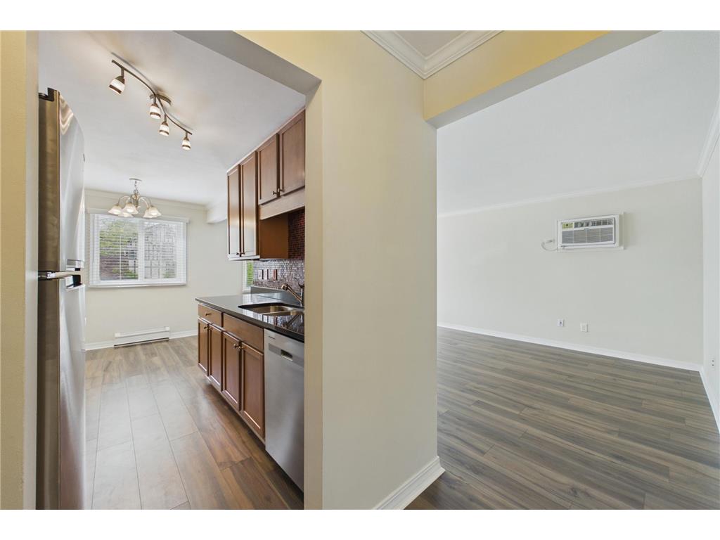 2706 Humboldt Avenue S #203 Minneapolis MN 55408 7074863 image4