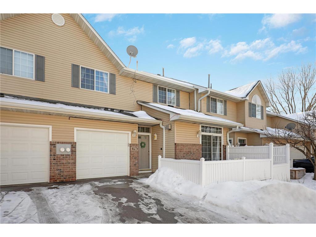 2706 Mallard Drive Woodbury MN 55125 7021801 image1