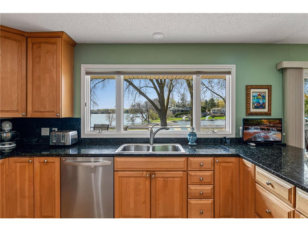 2707 Walters Port Lane Orono MN 55331 - Lake Minnetonka 7054402 image12