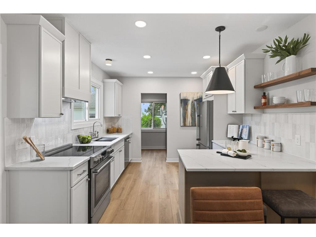 2708 Chowen Avenue S Minneapolis MN 55416 - Cedar 7059666 image8