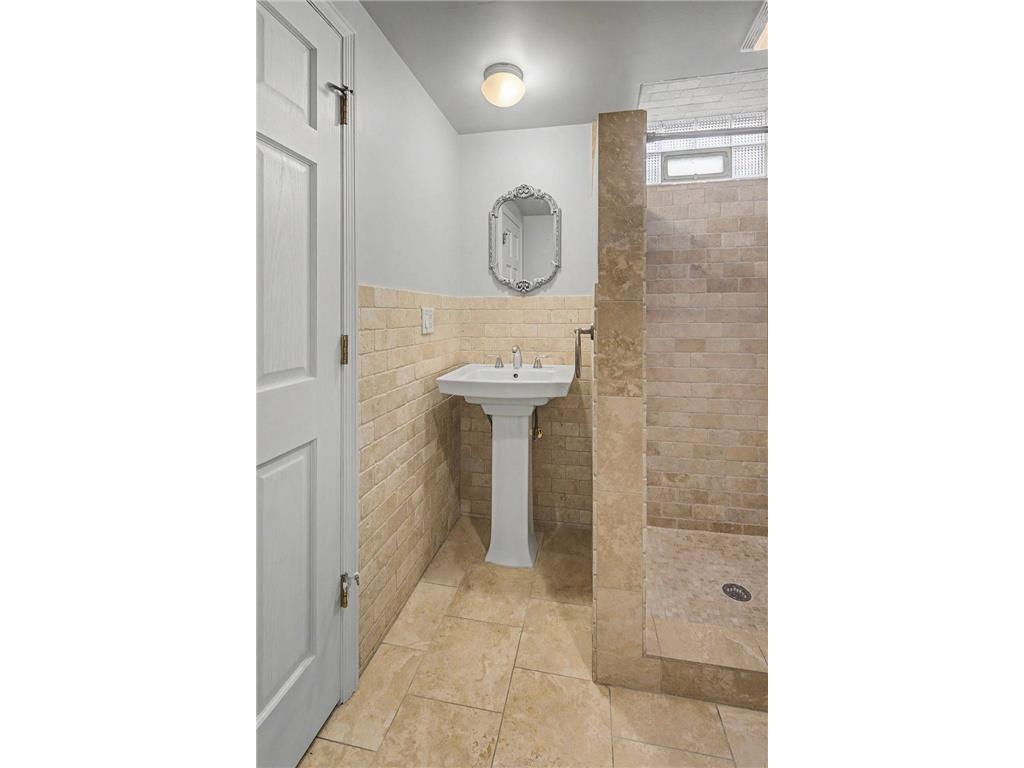 2708 Ewing Avenue S Minneapolis MN 55416 7032985 image41