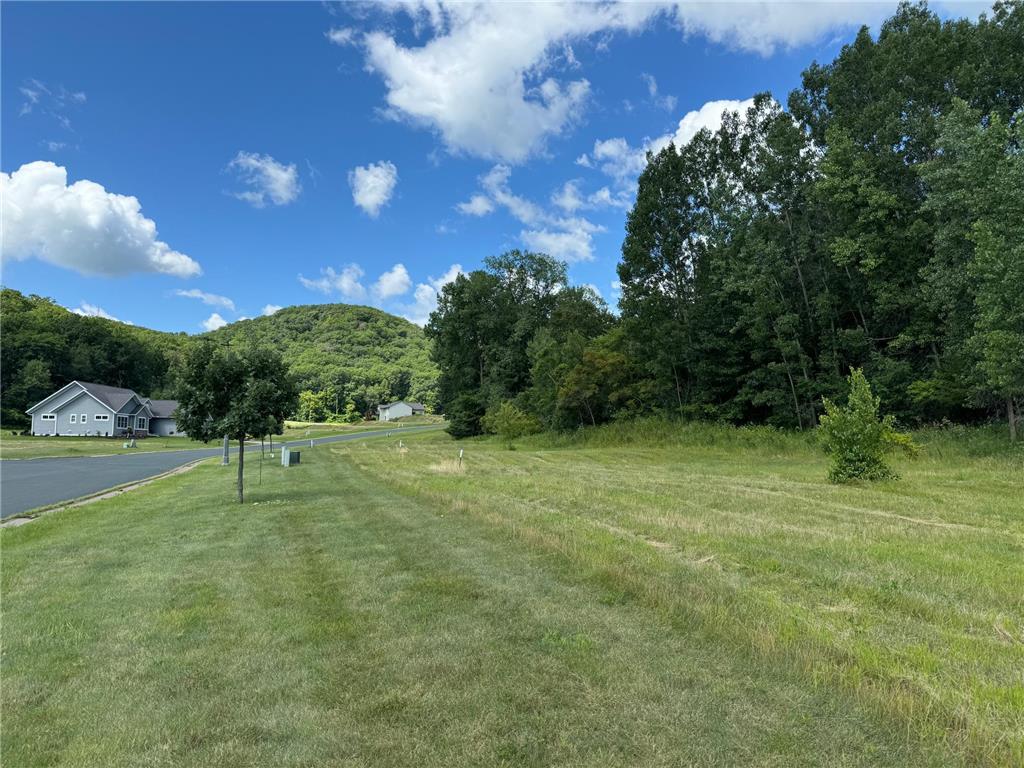 2708 Oakhurst Drive Lake City MN 55041 6515616 image1