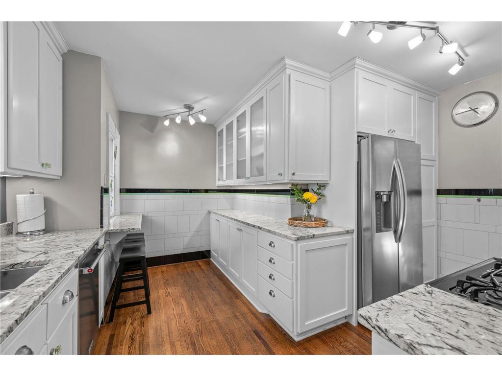 2708 Victory Memorial Drive Minneapolis MN 55412 7080072 image12
