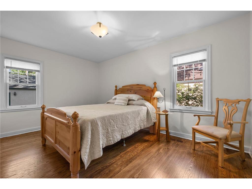 2708 Victory Memorial Drive Minneapolis MN 55412 7080072 image15
