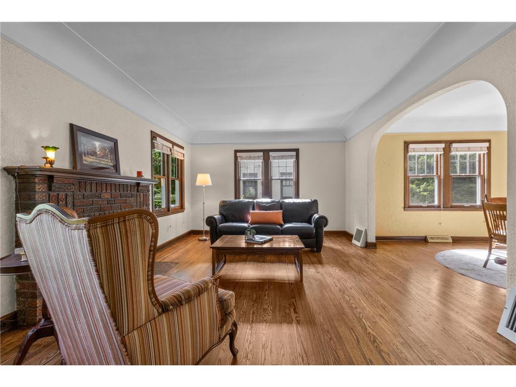 2708 Victory Memorial Drive Minneapolis MN 55412 7080072 image3