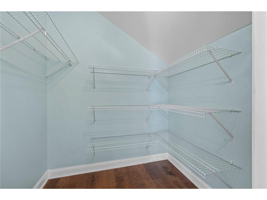 2708 Victory Memorial Drive Minneapolis MN 55412 7080072 image36
