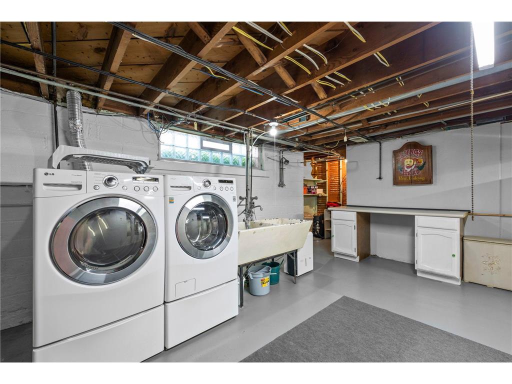 2708 Victory Memorial Drive Minneapolis MN 55412 7080072 image46