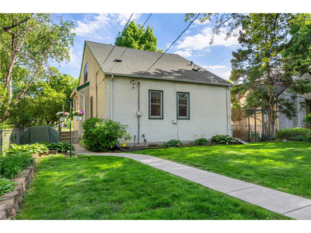 2708 Victory Memorial Drive Minneapolis MN 55412 7080072 image50
