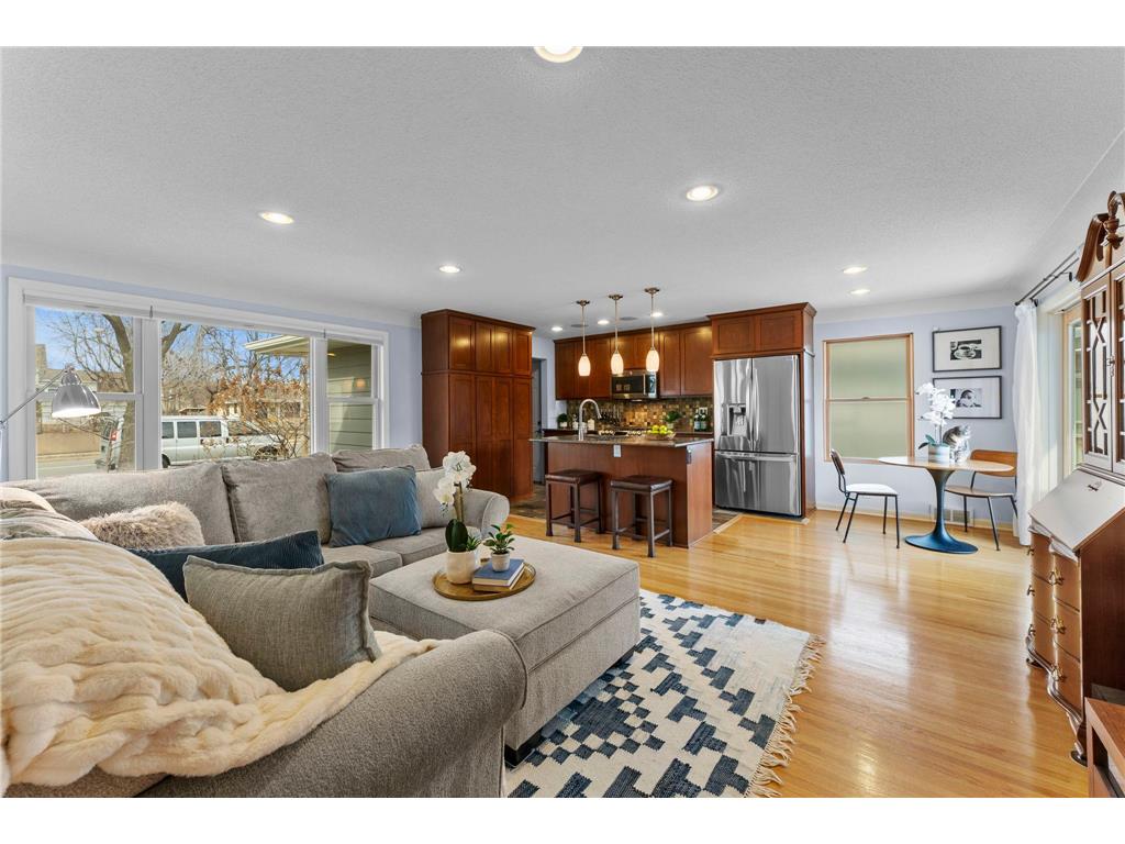 2709 W 60th Street Minneapolis MN 55410 7074298 image2