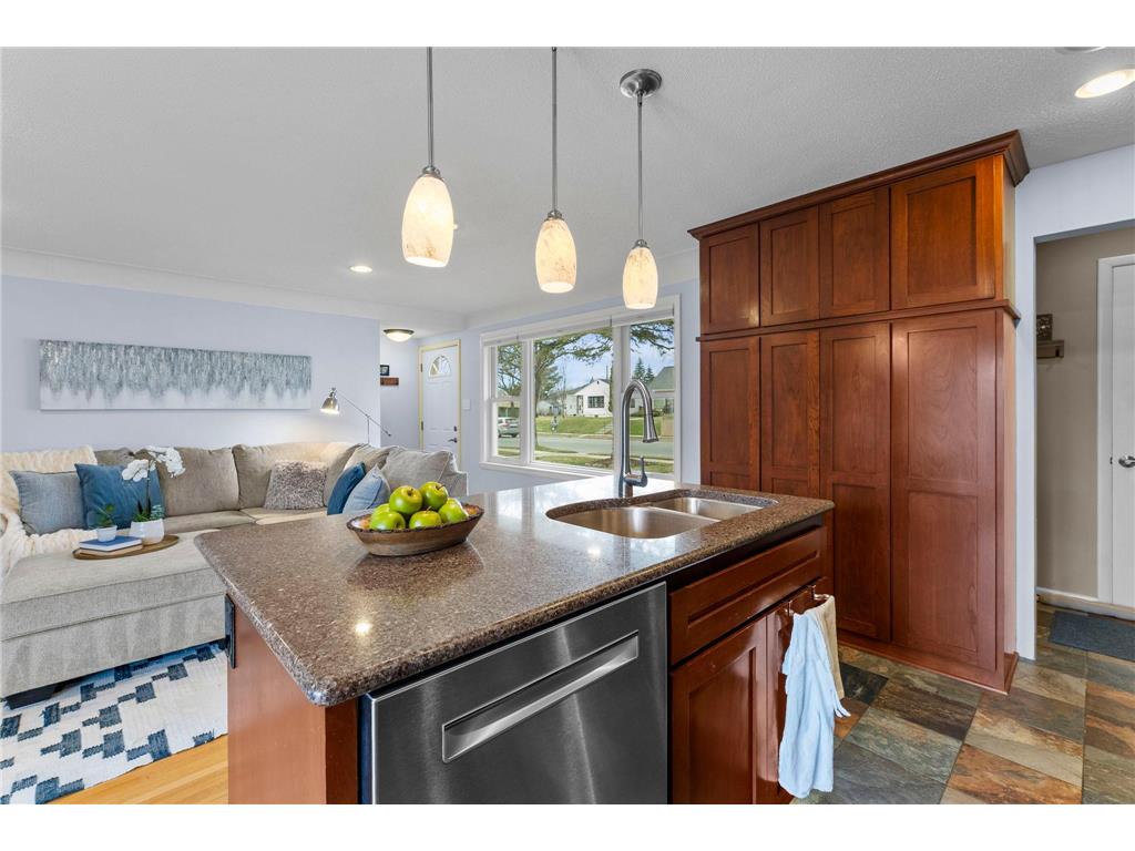 2709 W 60th Street Minneapolis MN 55410 7074298 image8