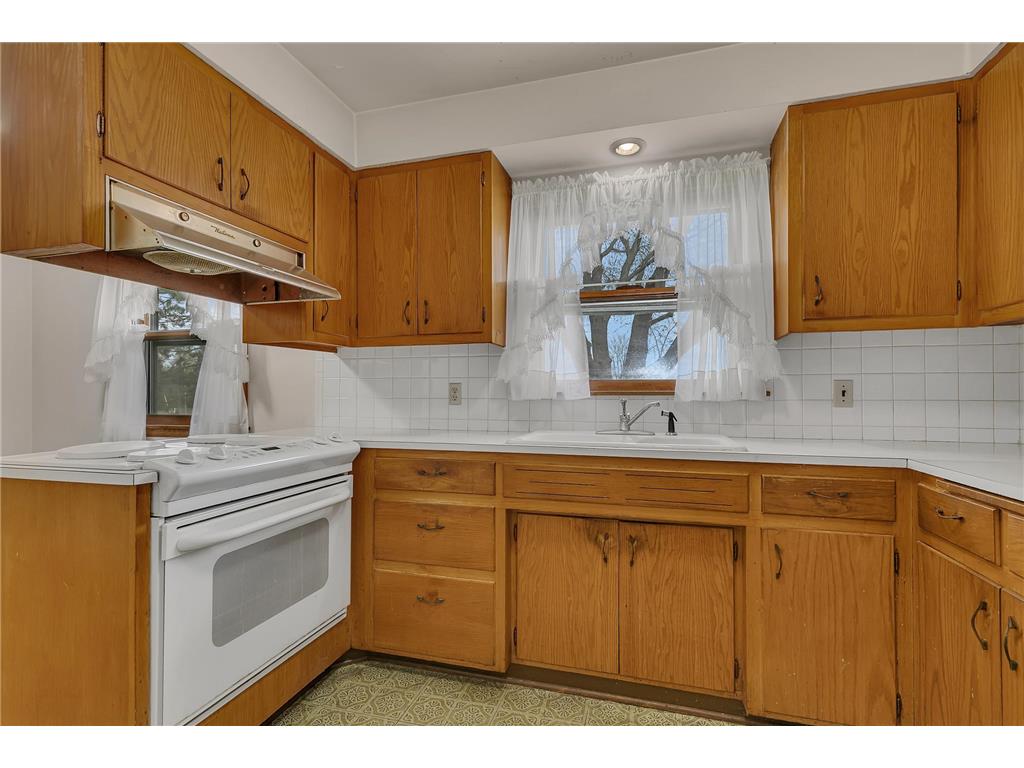 271 4th Street Holdingford MN 56340 7068546 image14