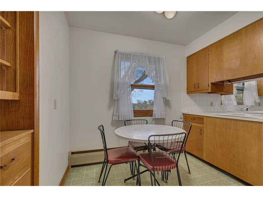 271 4th Street Holdingford MN 56340 7068546 image16