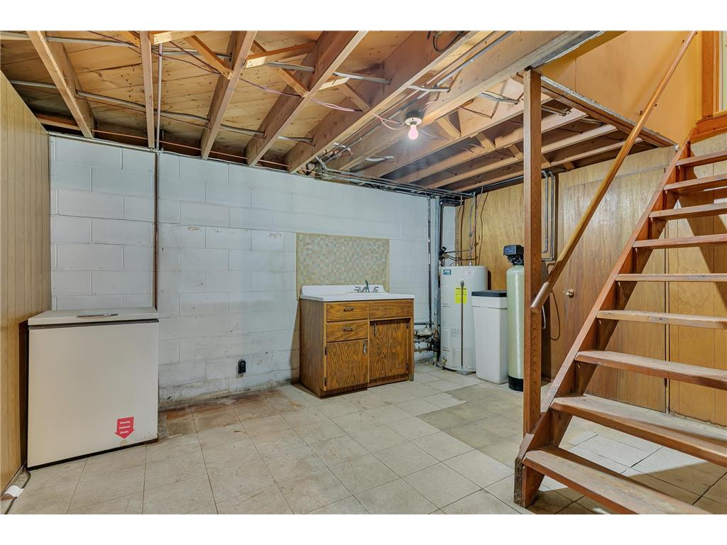 271 4th Street Holdingford MN 56340 7068546 image32