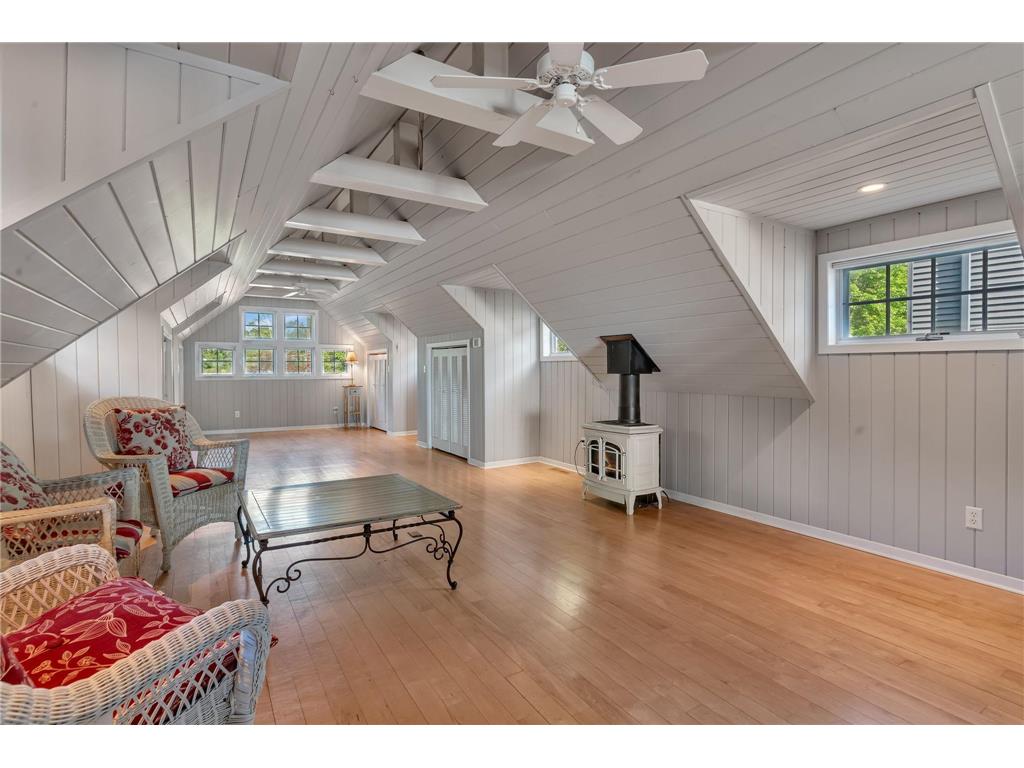 271 Lake Avenue N Spicer MN 56288 - Green 7081012 image19