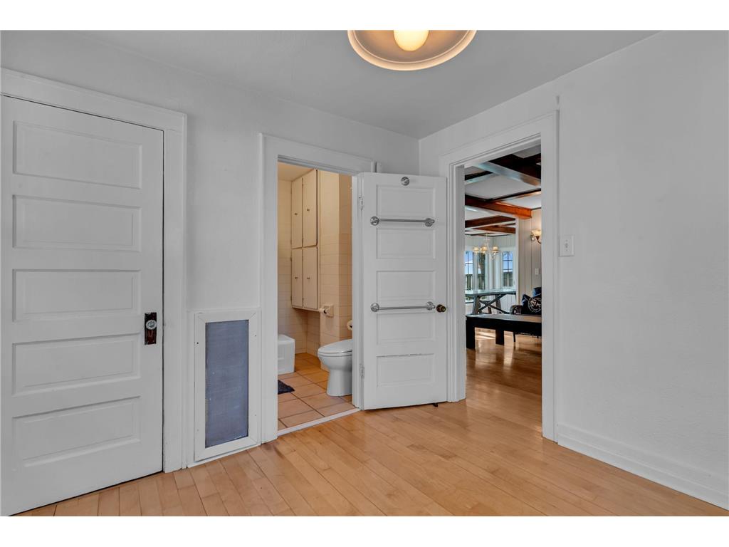 271 Lake Avenue N Spicer MN 56288 - Green 7081012 image22