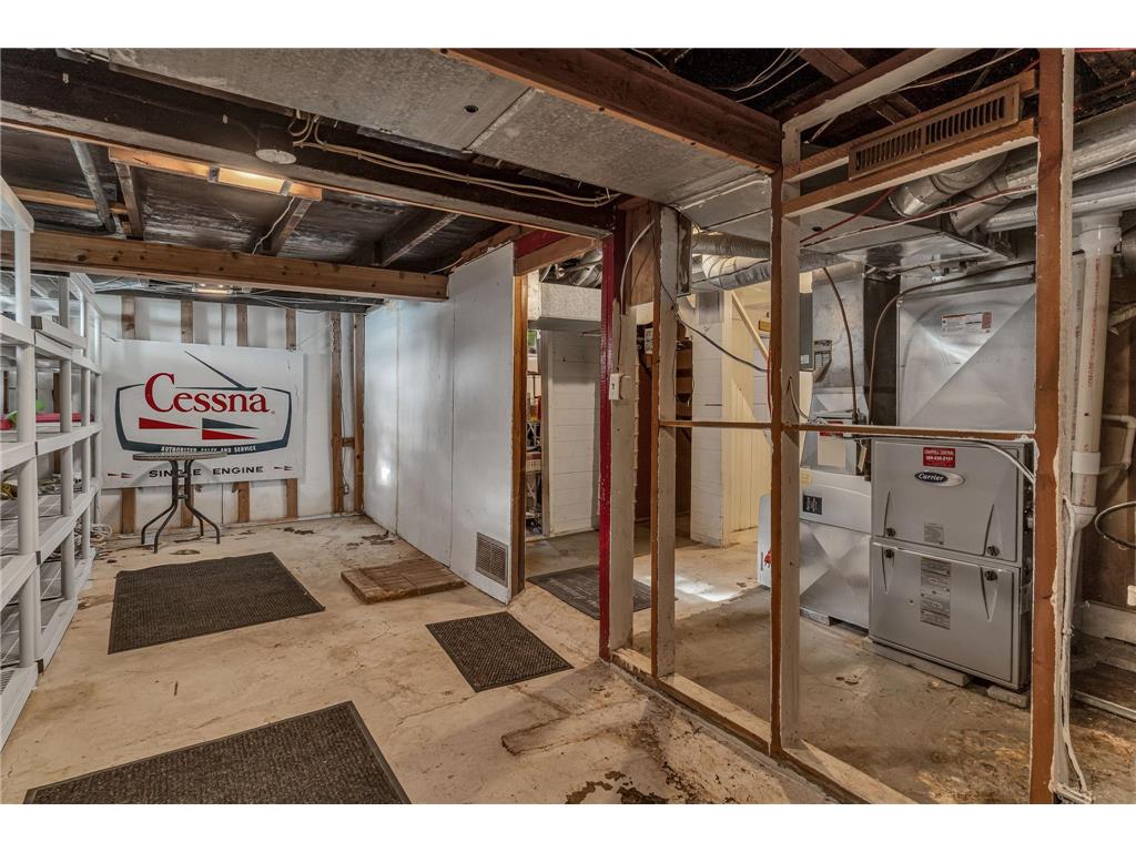 271 Lake Avenue N Spicer MN 56288 - Green 7081012 image38