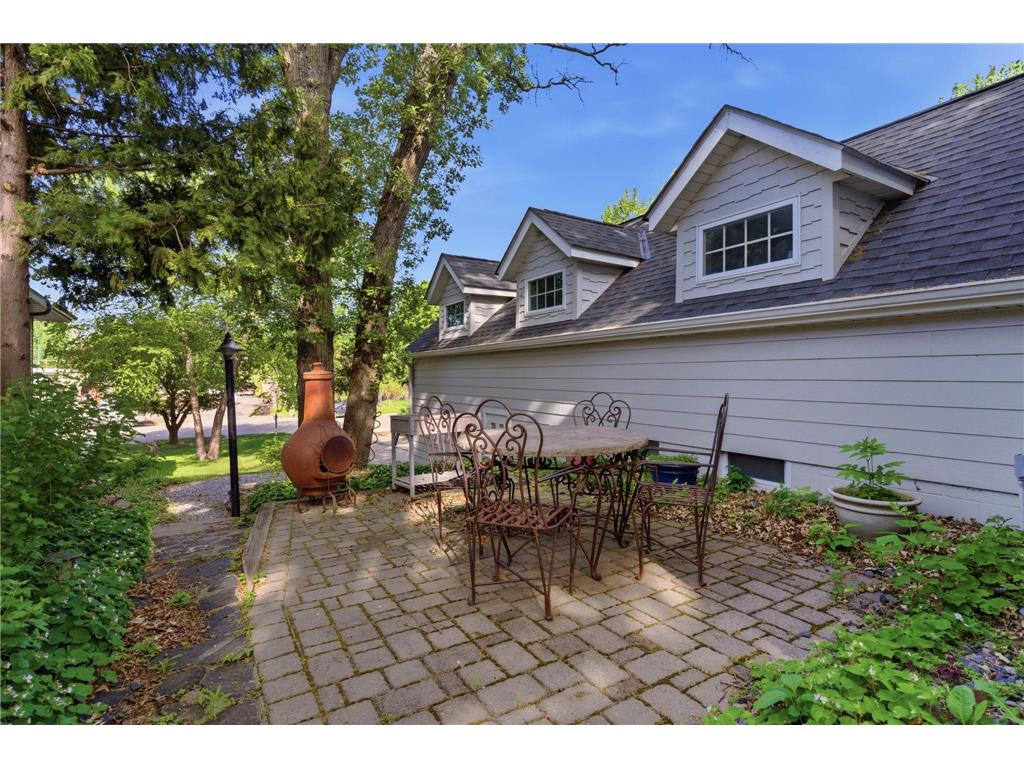271 Lake Avenue N Spicer MN 56288 - Green 7081012 image43