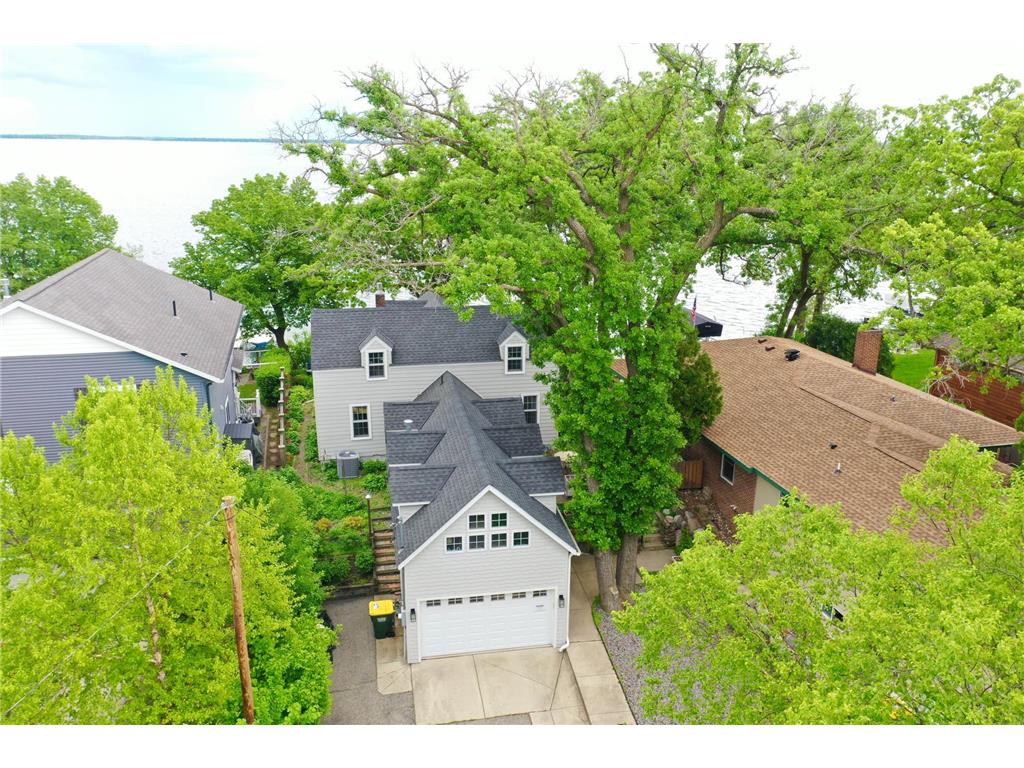 271 Lake Avenue N Spicer MN 56288 - Green 7081012 image48