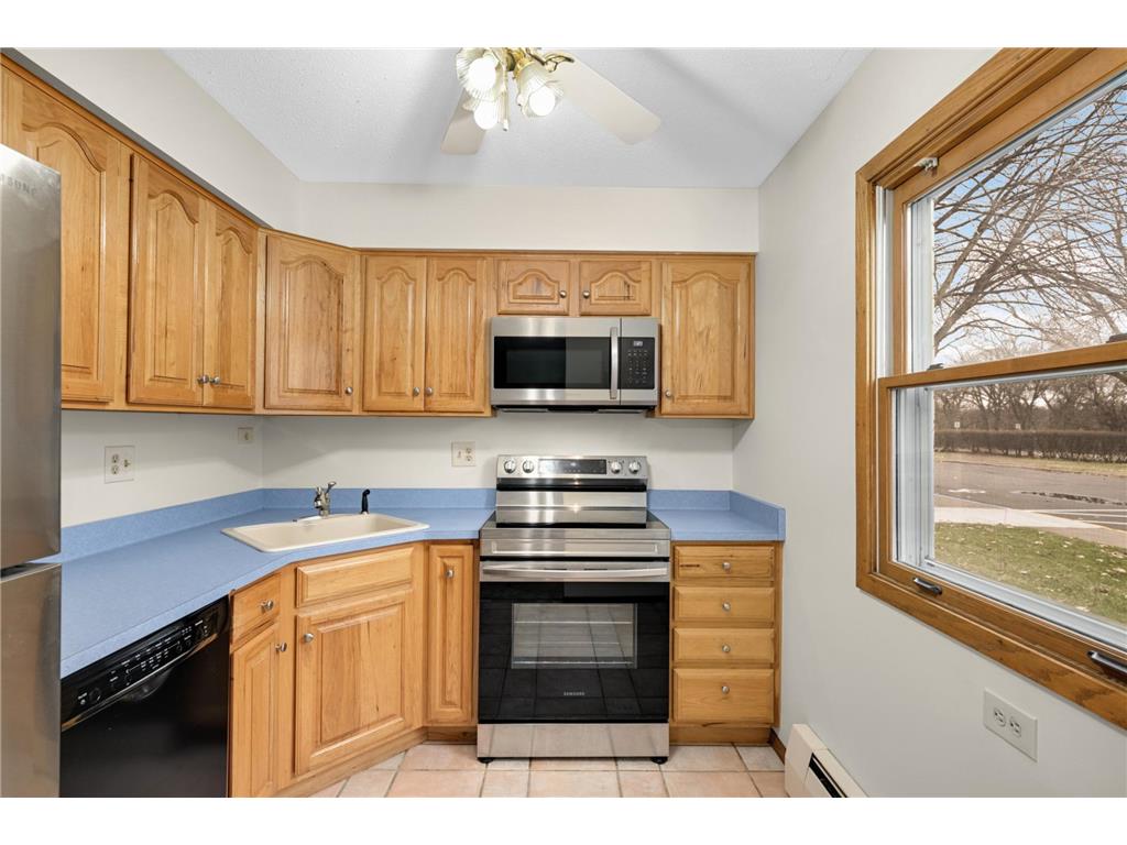2710 Dale Street N #B-116 Roseville MN 55113 7043519 image11