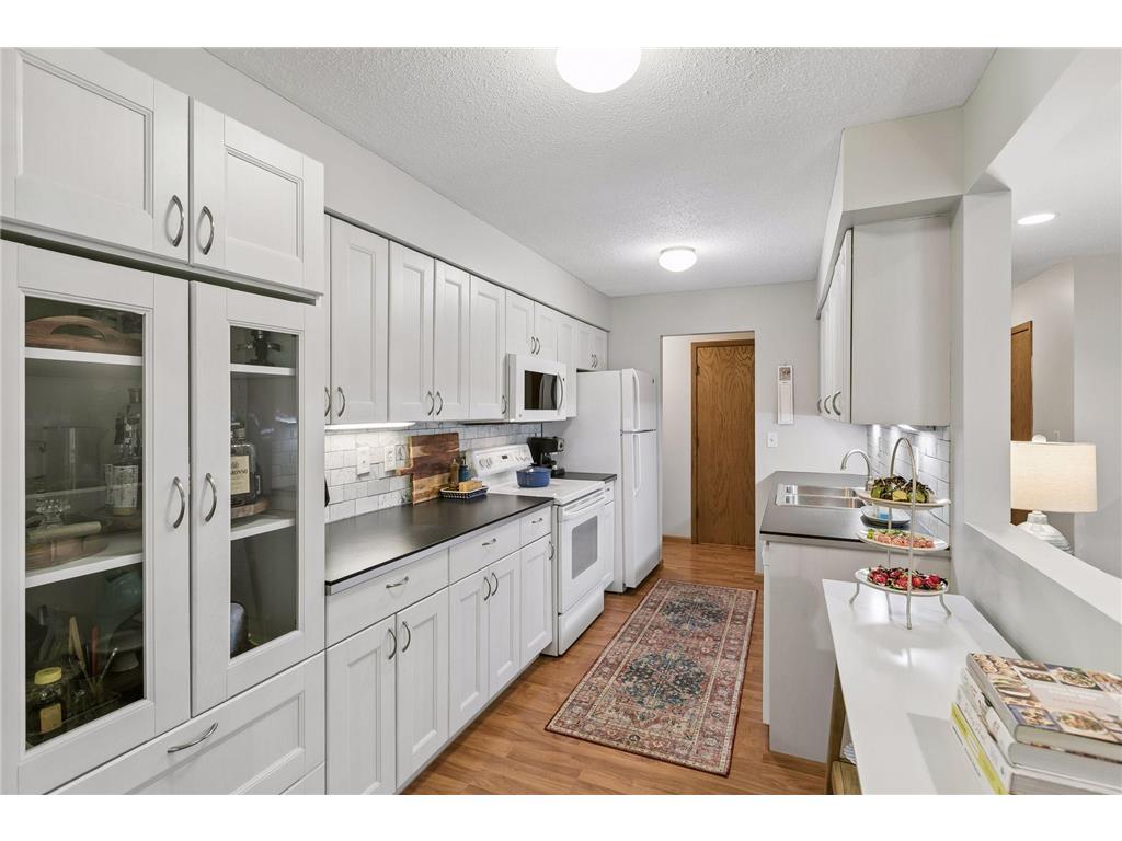 2710 Dale Street N #B107 Roseville MN 55113 7070402 image1