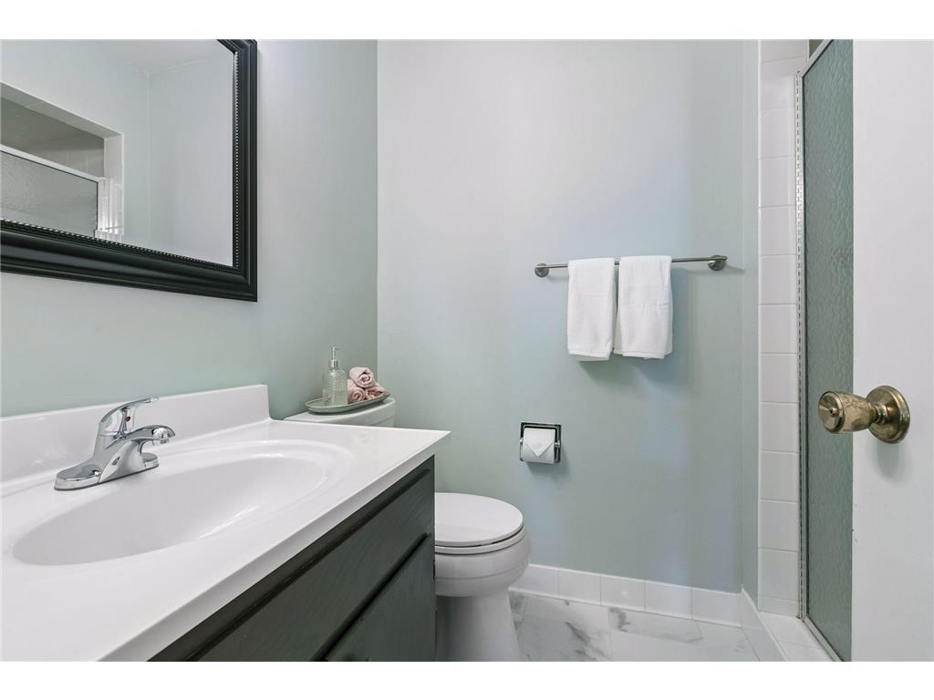 2710 Dale Street N #B107 Roseville MN 55113 7070402 image18