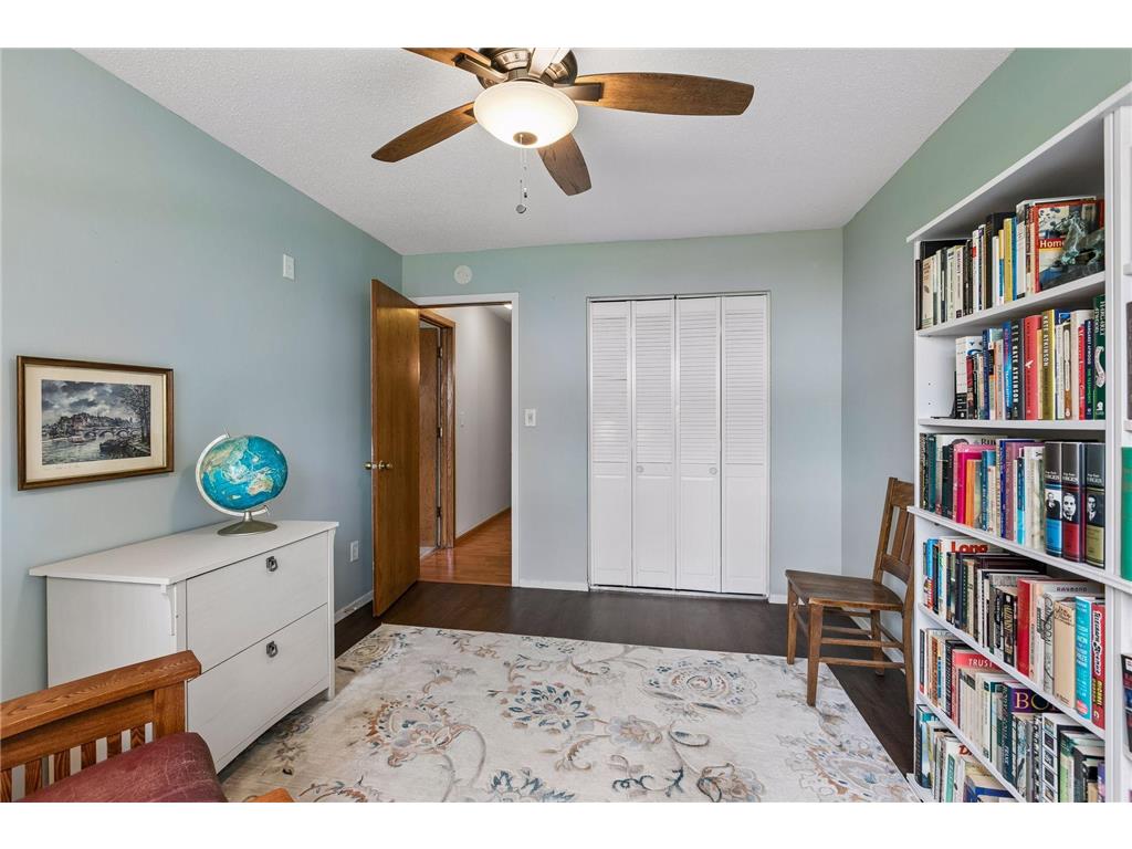 2710 Dale Street N #B107 Roseville MN 55113 7070402 image21