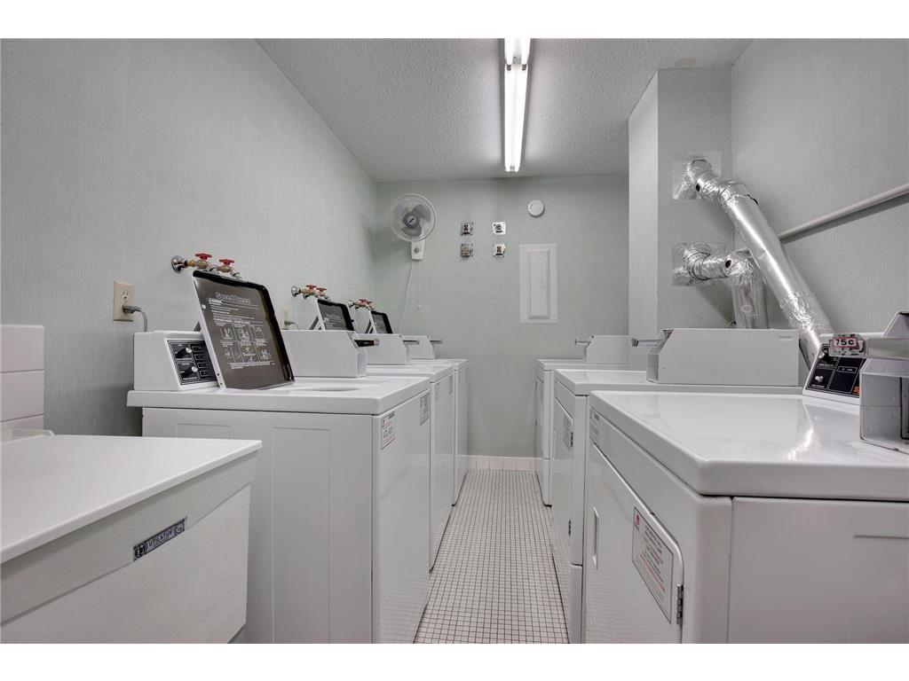 2710 Dale Street N #B107 Roseville MN 55113 7070402 image26