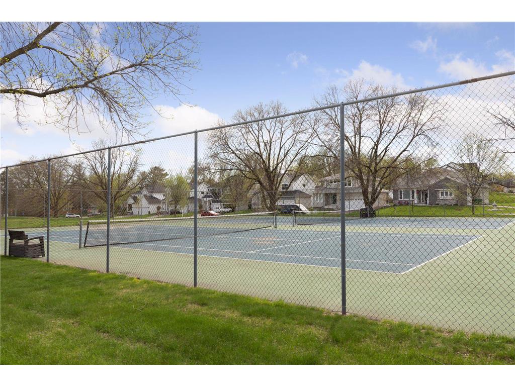 2710 Dale Street N #B107 Roseville MN 55113 7070402 image40