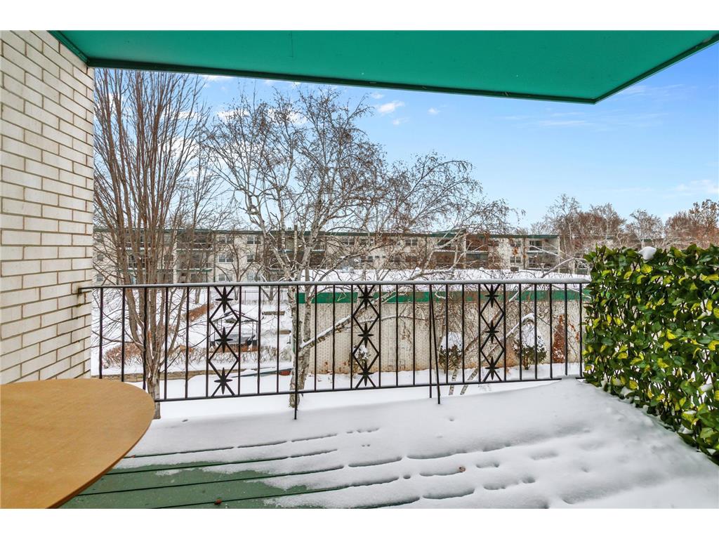 2710 Dale Street N #B307 Roseville MN 55113 7003150 image19
