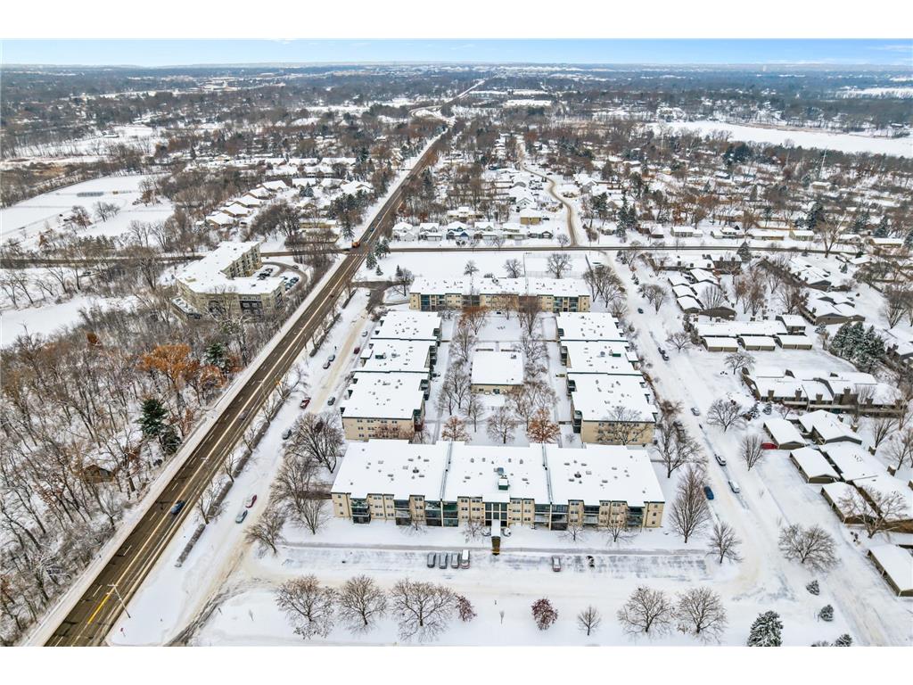 2710 Dale Street N #B307 Roseville MN 55113 7003150 image28