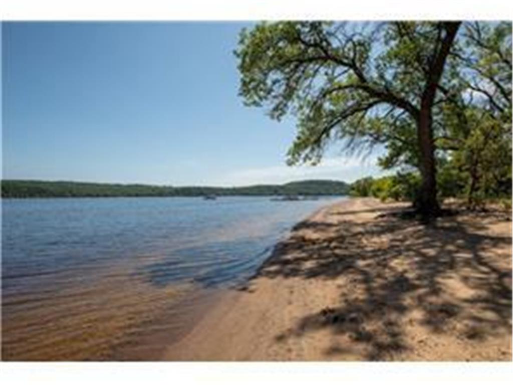 2710 Itasca Avenue S Saint Mary's Point MN 55043 - St Croix River 7098128 image1