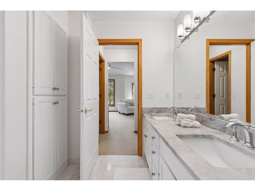 2710 Itasca Avenue S Saint Mary's Point MN 55043 - St Croix River 7098128 image39