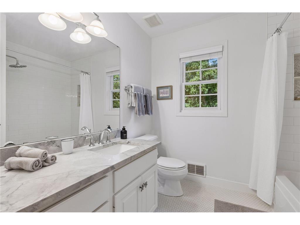 2710 Itasca Avenue S Saint Mary's Point MN 55043 - St Croix River 7098128 image47