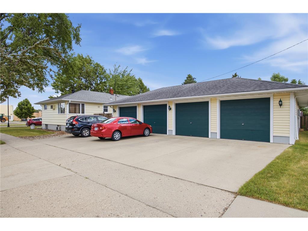2710 N 8th Street N Fargo ND 58102 7092993 image11
