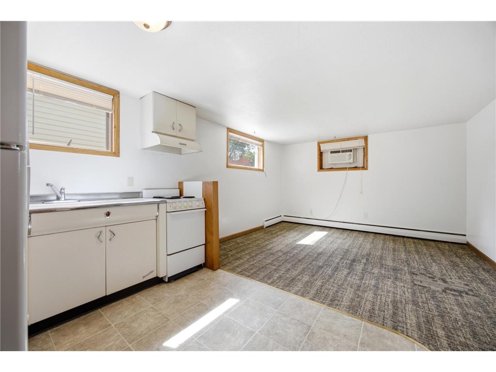 2710 N 8th Street N Fargo ND 58102 7092993 image3