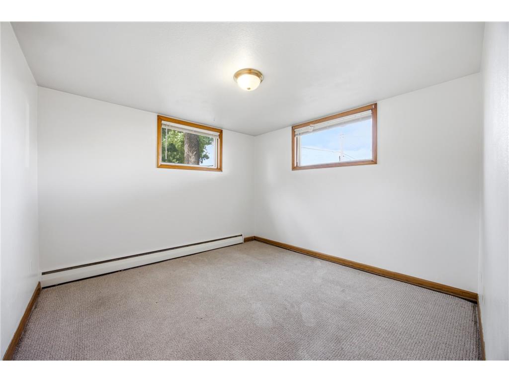 2710 N 8th Street N Fargo ND 58102 7092993 image6