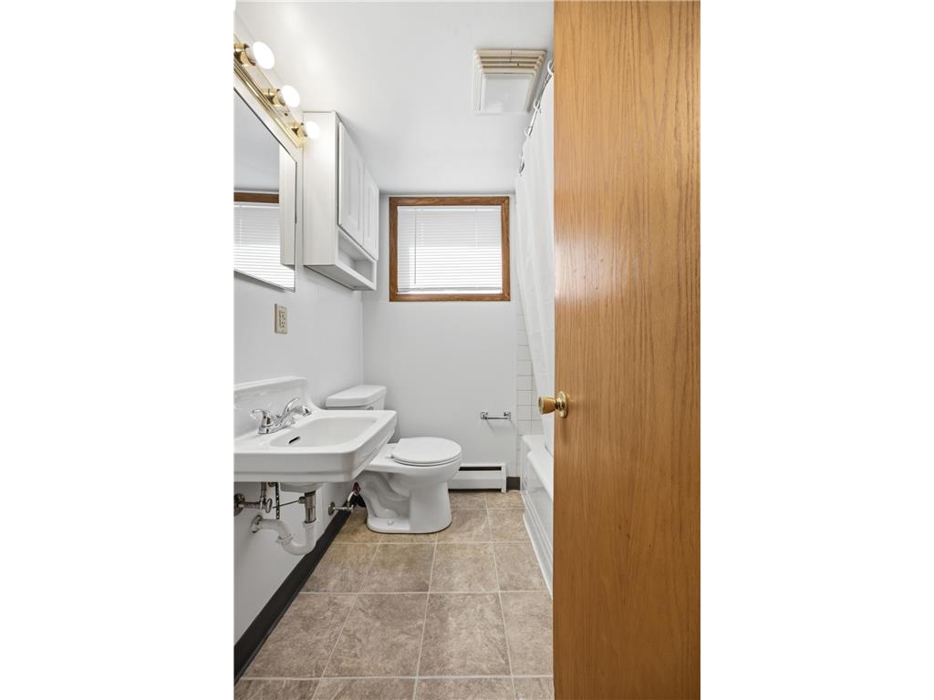 2710 N 8th Street N Fargo ND 58102 7092993 image8
