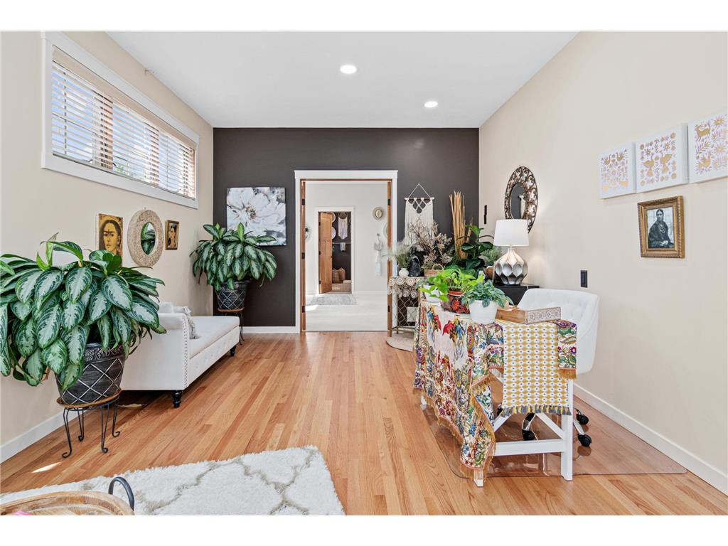 2710 Red Splendor Circle E Maplewood MN 55119 7049008 image18