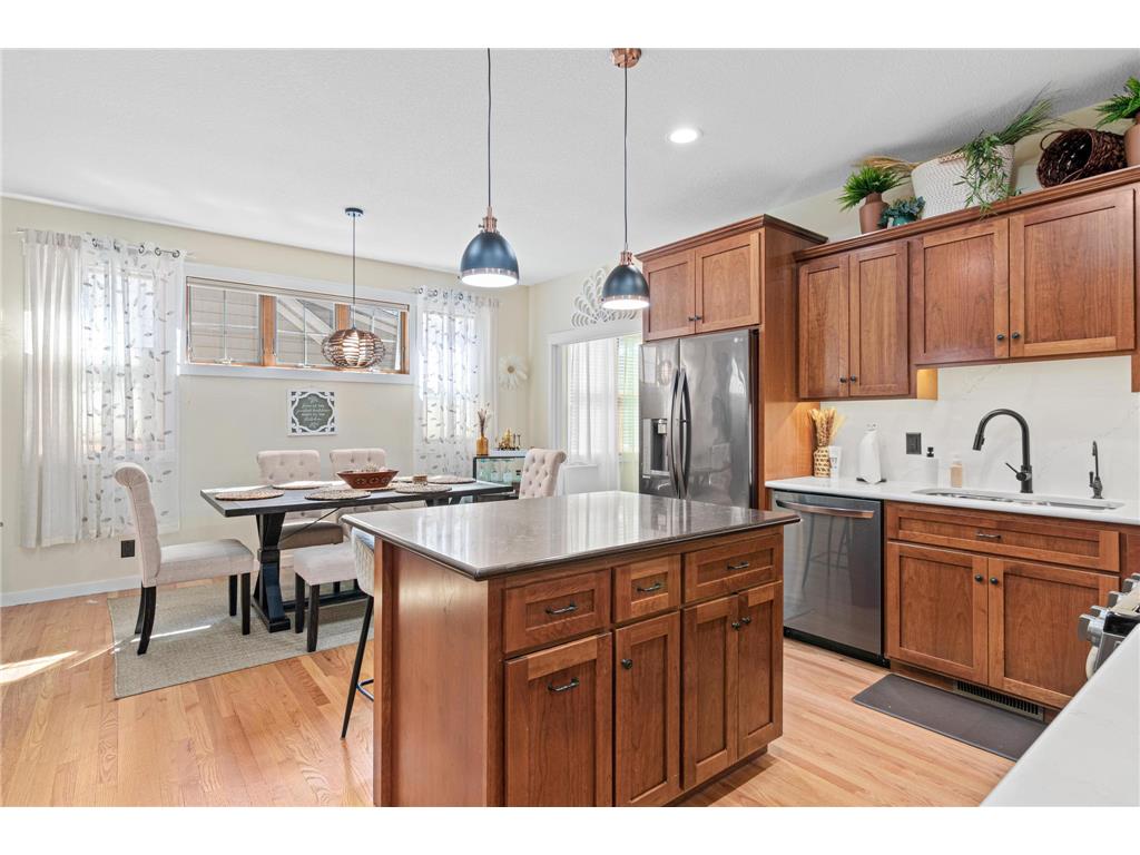 2710 Red Splendor Circle E Maplewood MN 55119 7049008 image8