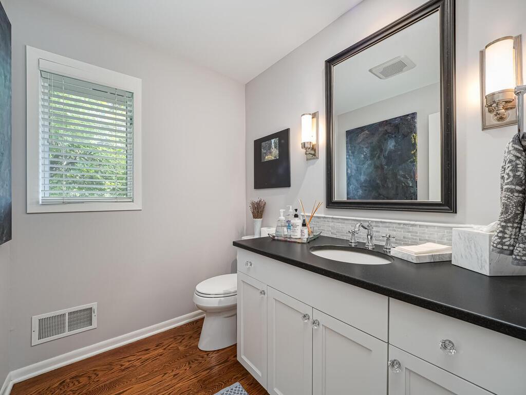 2711 Bent Tree Circle Minnetonka MN 55305 6794172 image22