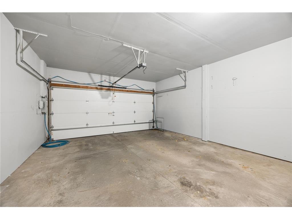 2711 Mallard Drive Woodbury MN 55125 7037422 image21