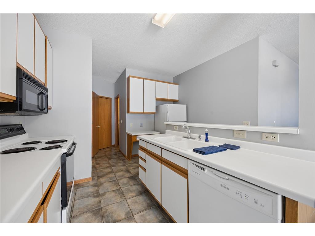 2711 Mallard Drive Woodbury MN 55125 7037422 image9