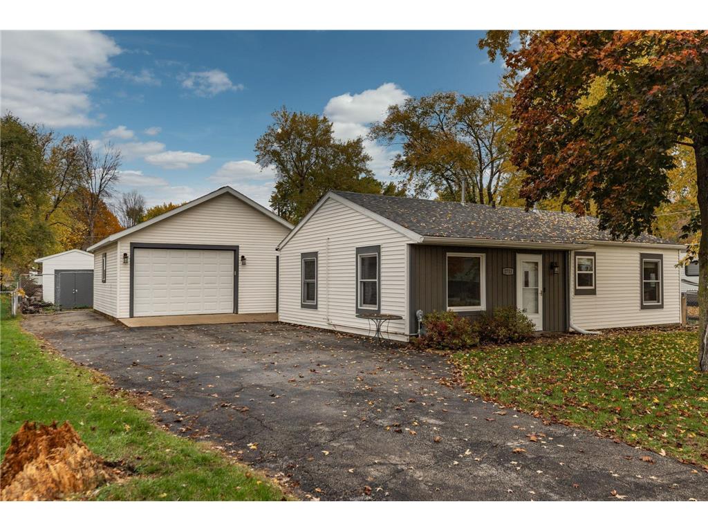 2711 Melrose Street SE Rochester MN 55904 6453705 image1