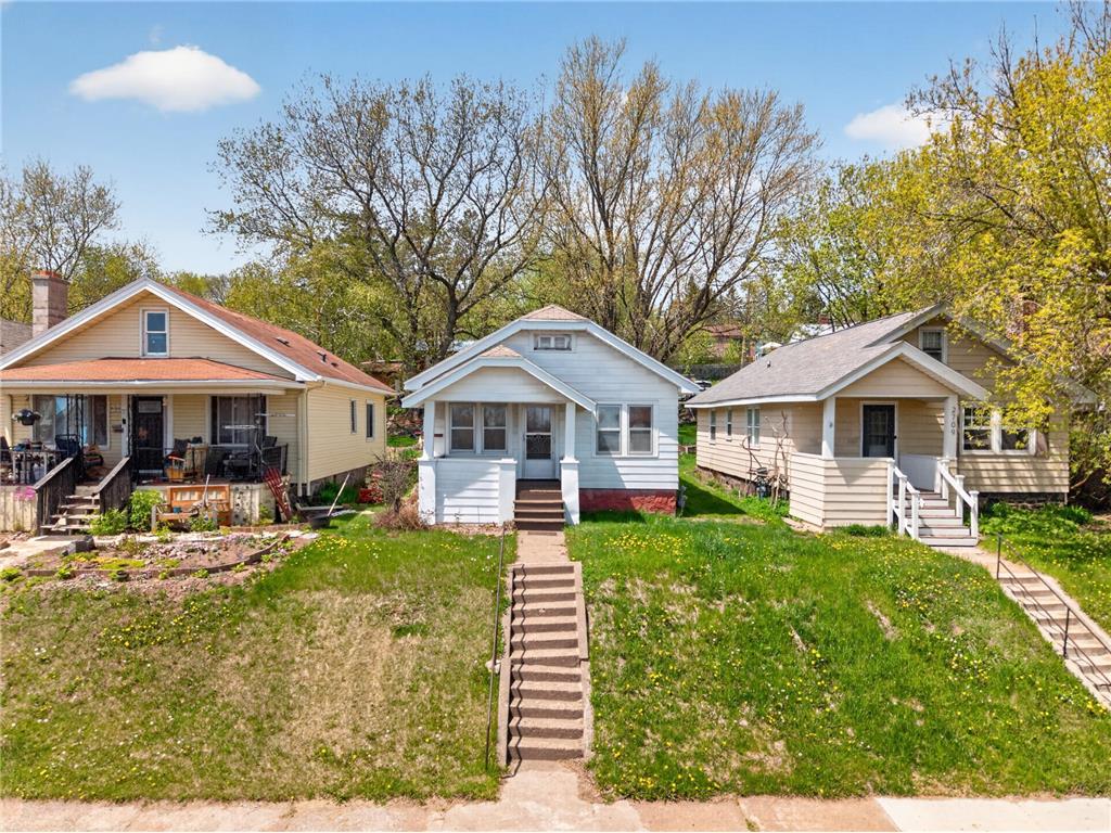 2711 W 9th Street Duluth MN 55806 7080559 image1